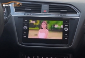 Android Box - Carplay AI Box xe Volkswagen Tiguan 